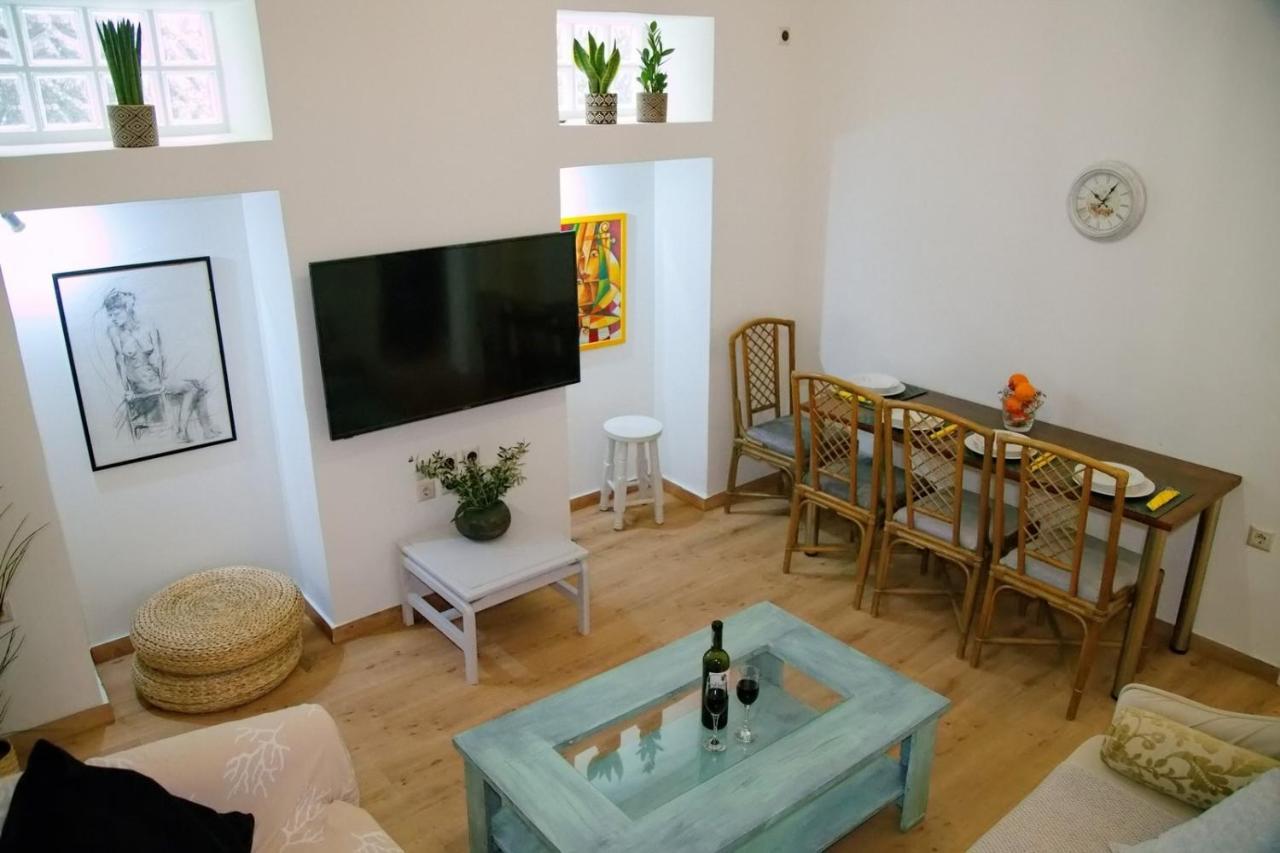 Aroura Homes Garden House 2Br 2Ba Free Parking Athens Exterior photo